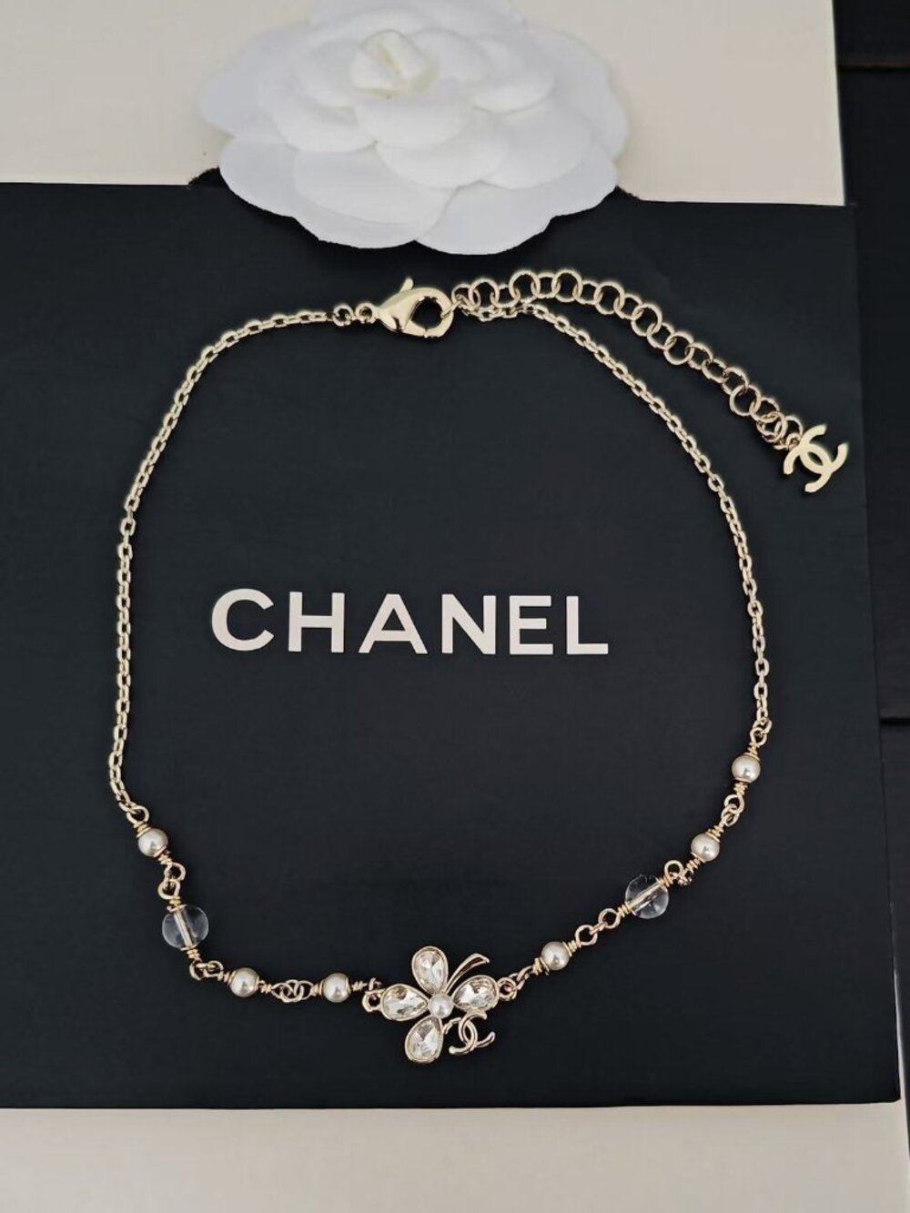 🍓🍓Chanel Butterfly Double C Pearl and Crystal Necklace🍓🍓